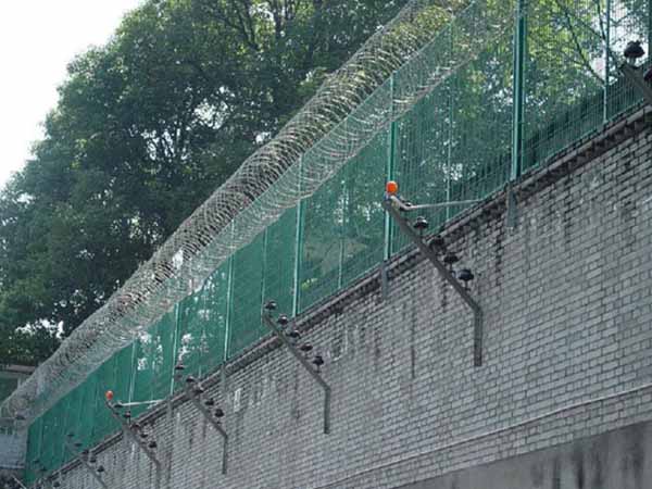 監獄護欄網 - 安平縣全昊金屬(shǔ)絲(sī)網制品有限公司圖片2